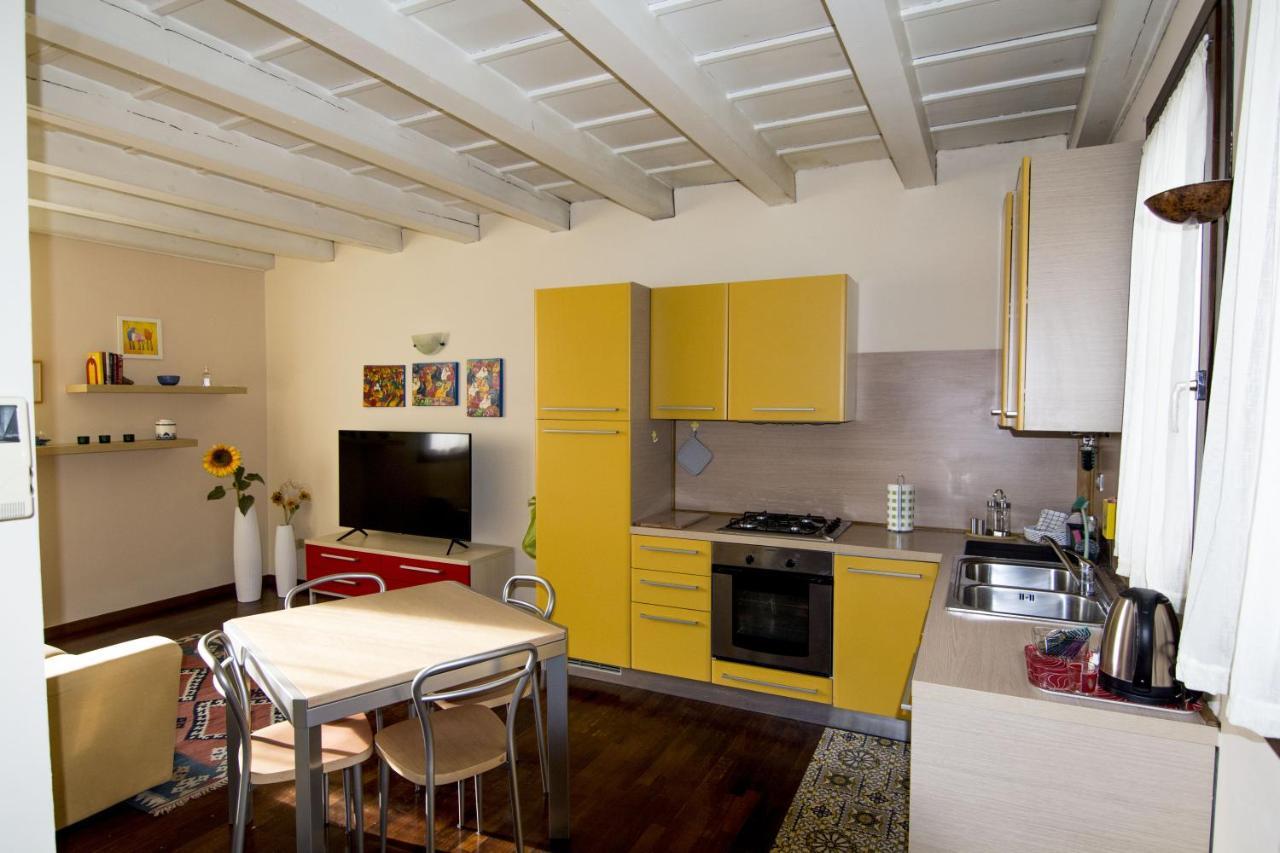 Residence Dei Frutti Pieno Centro - Il Ribes Padova Luaran gambar