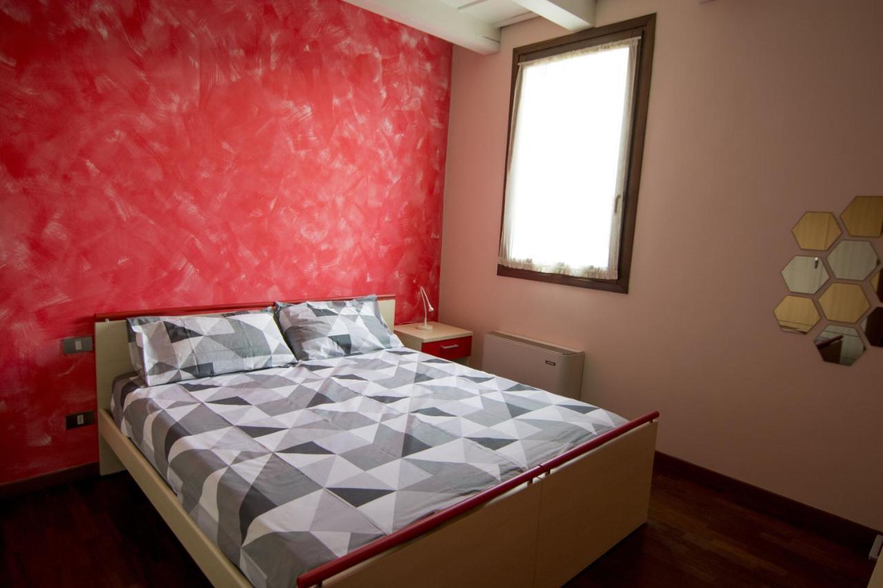 Residence Dei Frutti Pieno Centro - Il Ribes Padova Luaran gambar